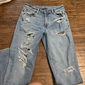 American Eagle Mom Jeans